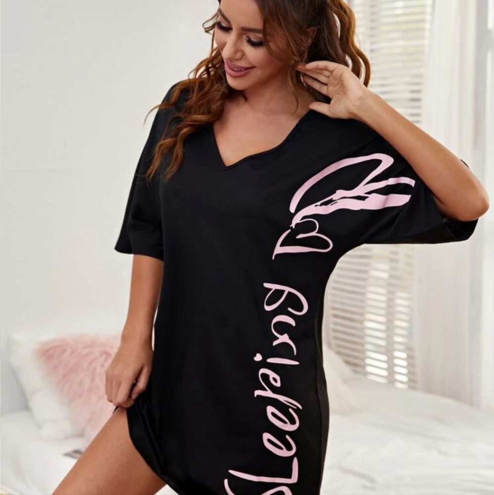 BRAND NEW Heart And Letter Graphic Nightdress / Sleepshirt
